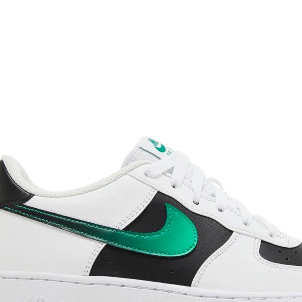 Nike
Air force 1
LV8 2’ black/white malachite’
Brand new
NWOT - Picture 7 of 7